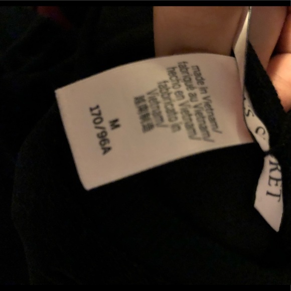 Victoria Secret Sweater - Picture 4 of 4